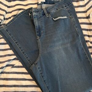 Women's Straight Leg Jeans - Blue